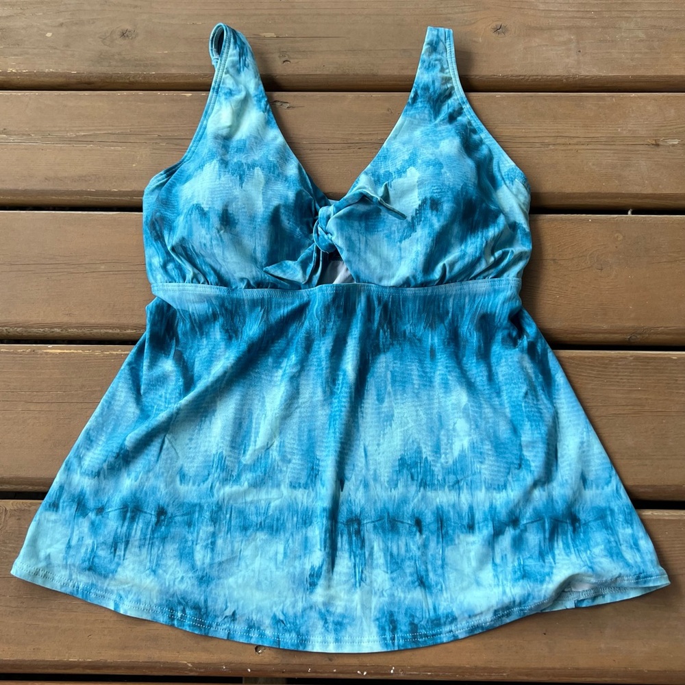 Birdsong Blue Tankini Style Bathing Suit Top - Size 34I